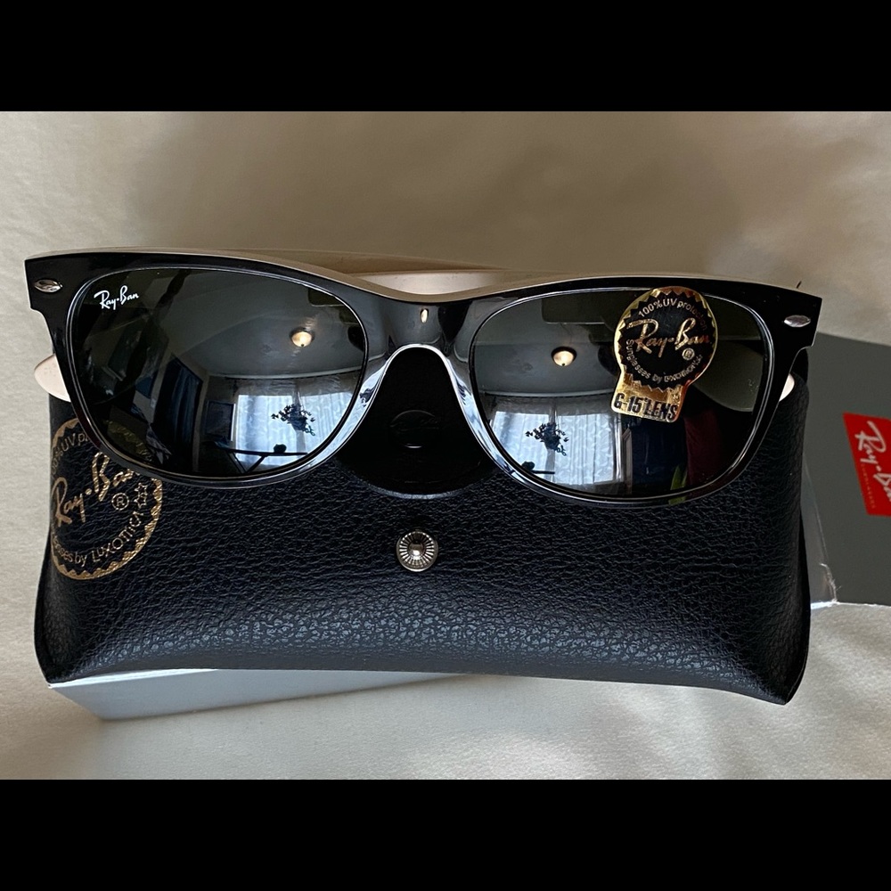 RayBan Wayfarer